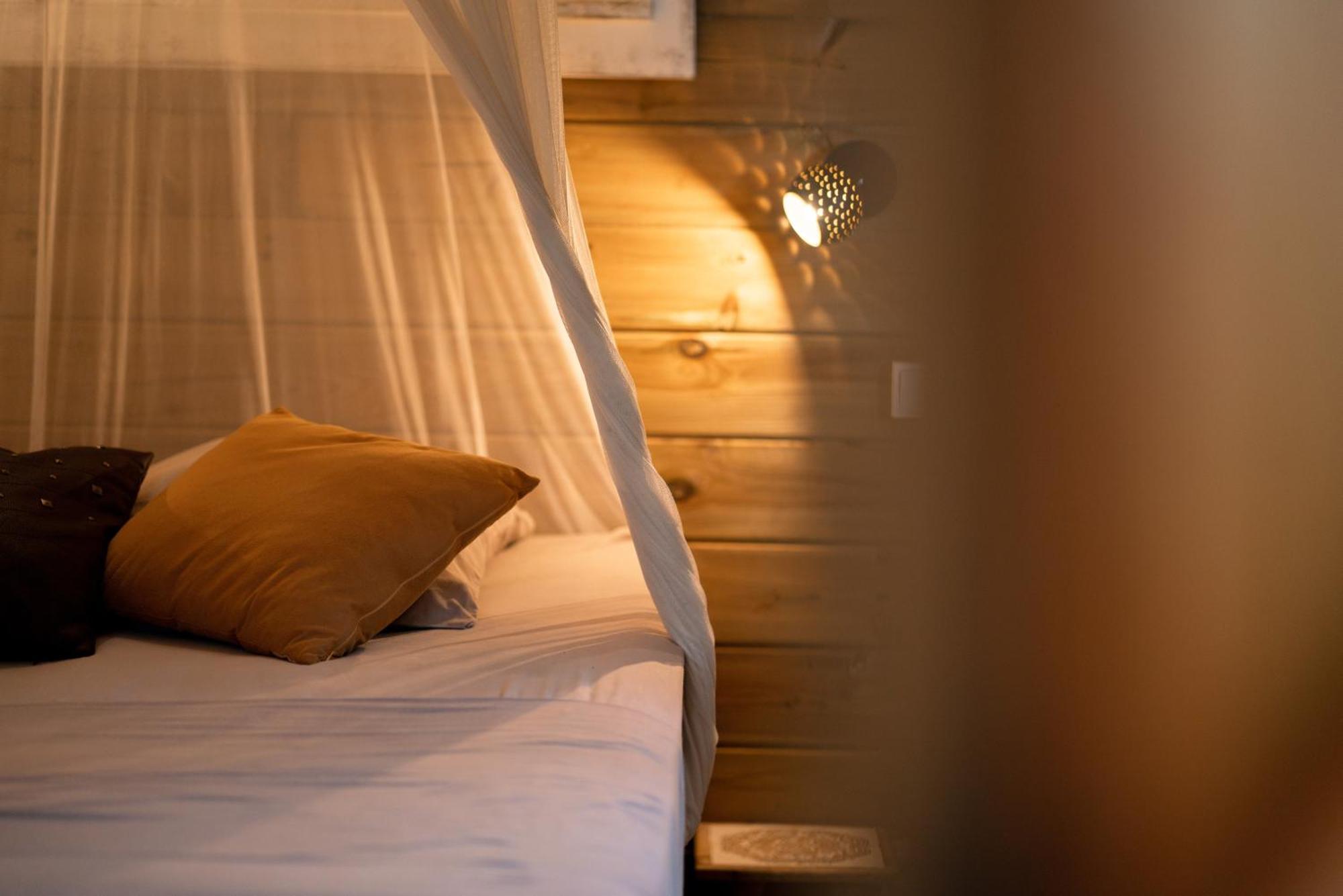 Au Jardin Des Colibris Ecolodge&Spa Deshaies Exterior photo